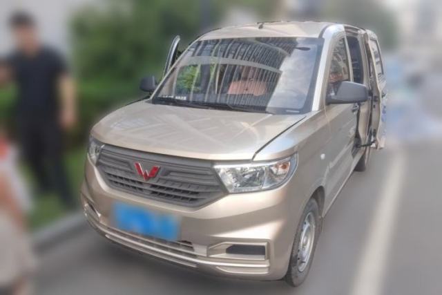Used Wuling Hongguang V 2022 1.5L Jingqu Edition Electric-Assist LAR
