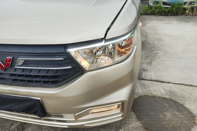 Used Wuling Hongguang V 2022 1.5L Enjoy Edition Hydraulic Power Steering LAR Left Front Headlight