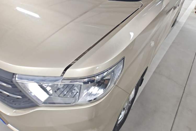 Used Wuling Hongguang V 2022 1.5L Enjoy Edition Electric-Powered LAR Left Front Headlight