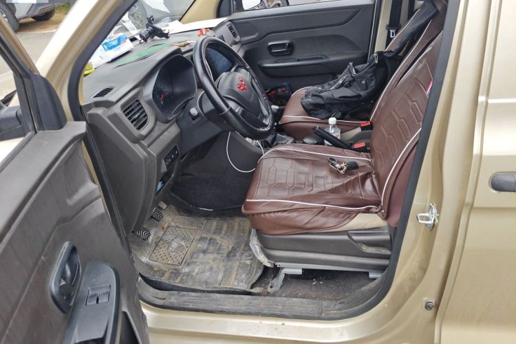 Used Wuling Hongguang V 2022 1.5L Jingqu Edition Electric-Assist LAR Left Front Seat