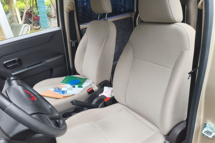 Used Wuling Hongguang V 2022 1.5L Jingqu Edition Electric-Assist LAR Left Front Seat