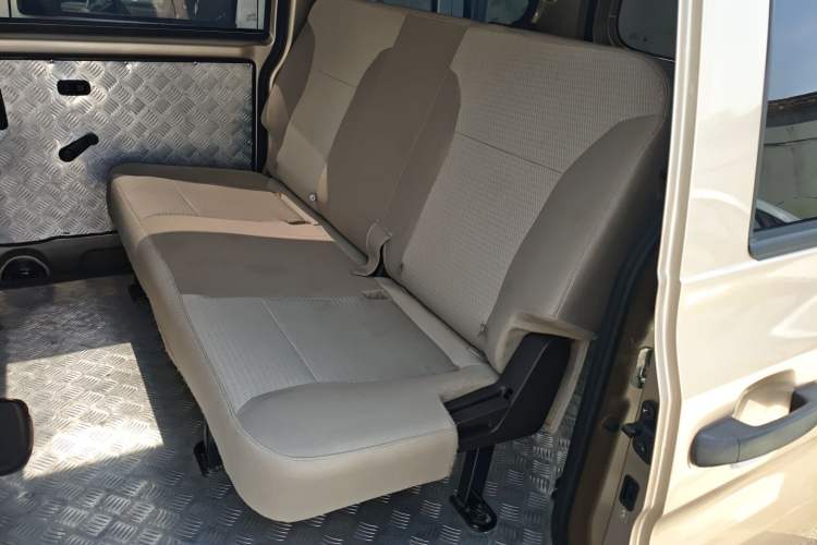 Used Wuling Hongguang V 2022 1.5L Jingqu Edition Electric-Assist LAR Left Rear Seat