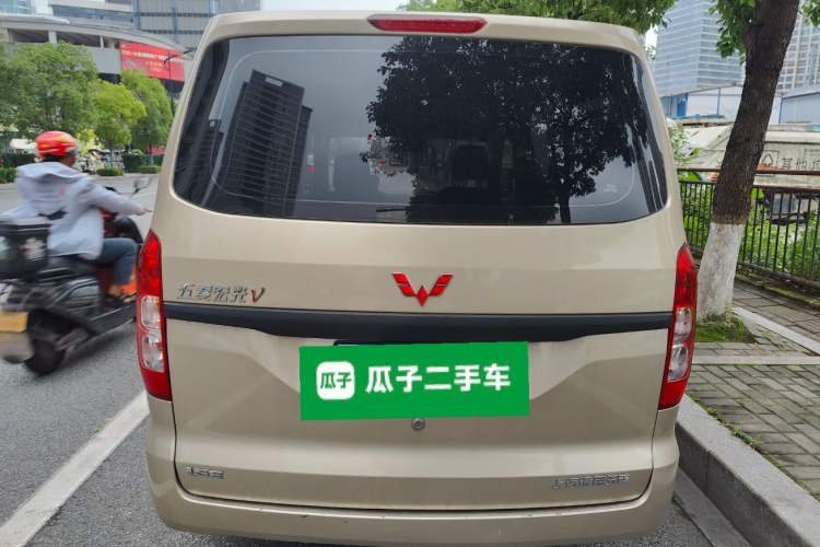 Used Wuling Hongguang V 2022 1.5L Jingqu Edition Electric-Assist LAR Rear