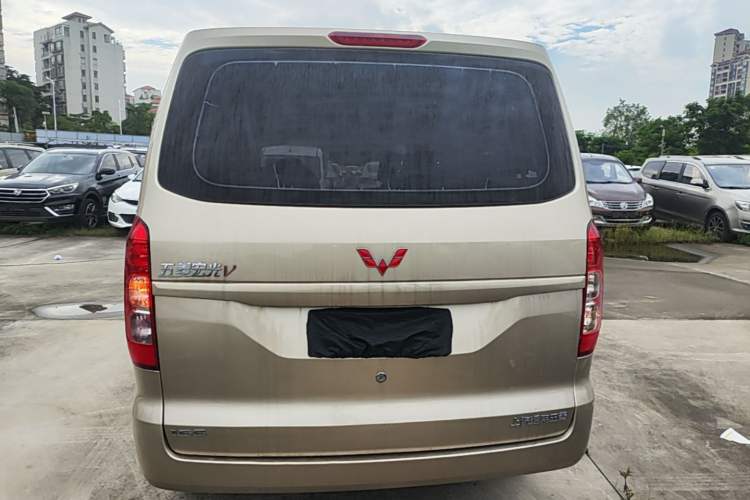 Used Wuling Hongguang V 2022 1.5L Enjoy Edition Hydraulic Power Steering LAR Rear