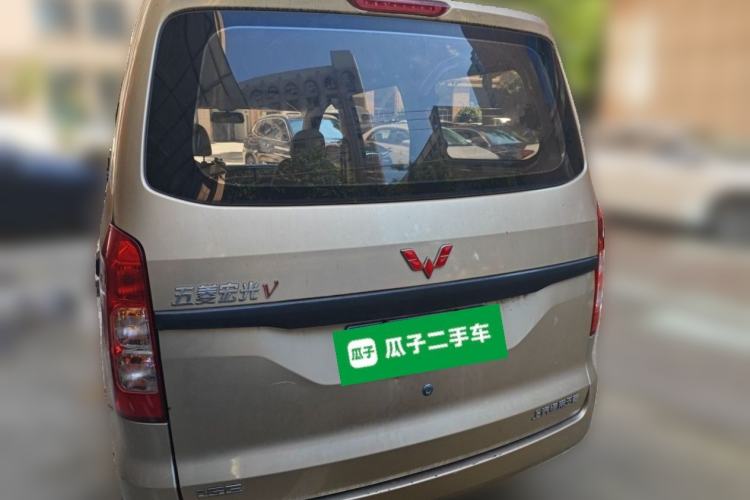 Used Wuling Hongguang V 2022 1.5L Jingqu Version Hydraulic Power Steering LAR Rear