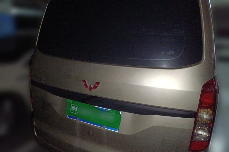 Used Wuling Hongguang V 2022 1.5L Jingqu Edition Electric-Assist LAR Rear