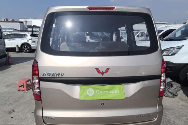 Used Wuling Hongguang V 2022 1.5L Jingqu Edition Electric-Assist LAR Rear