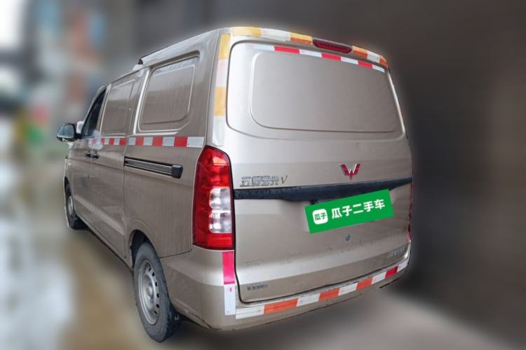 Used Wuling Hongguang V 2022 1.5L Jingqu Edition Enclosed-Window Vehicle with Hydraulic Power Steering LAR Rear Left 45 Deg