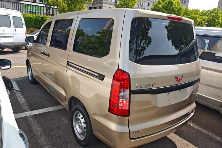 Used Wuling Hongguang V 2022 1.5L Jingqu Edition Electric-Assist LAR Rear Left 45 Deg