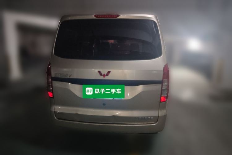 Used Wuling Hongguang V 2022 1.5L Jingqu Edition Electric-Assist LAR Rear