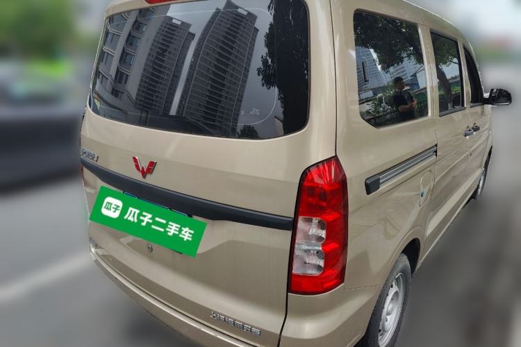 Used Wuling Hongguang V 2022 1.5L Jingqu Edition Electric-Assist LAR Rear Right 45 Deg