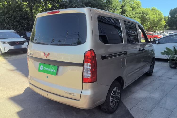 Used Wuling Hongguang V 2022 1.5L Jingqu Edition Electric-Assist LAR Rear Right 45 Deg