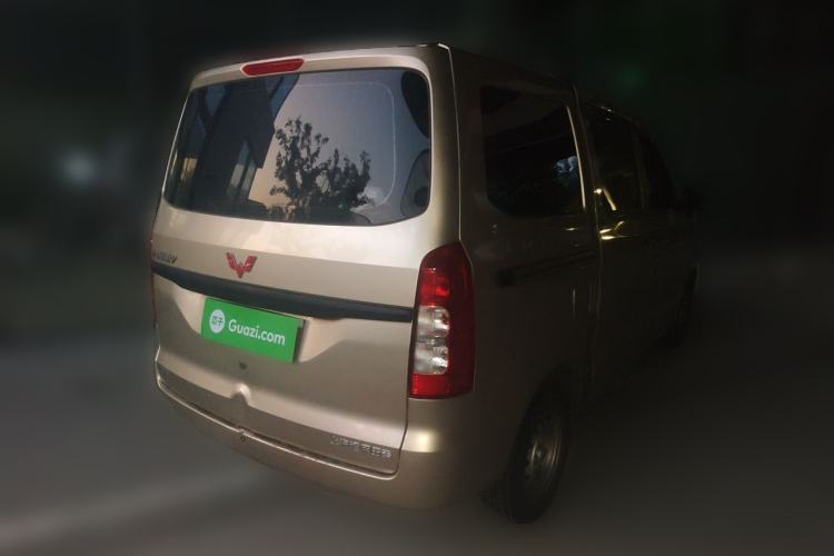 Used Wuling Hongguang V 2022 1.5L Jingqu Version Hydraulic Power Steering LAR Rear Right 45 Deg