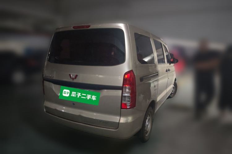 Used Wuling Hongguang V 2022 1.5L Jingqu Edition Electric-Assist LAR Rear Right 45 Deg