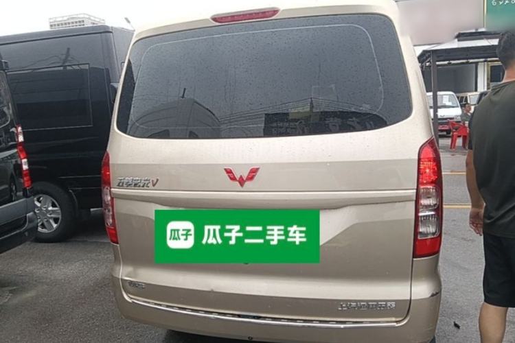 Used Wuling Hongguang V 2022 1.5L Enjoy Edition Hydraulic Power Steering LAR Rear