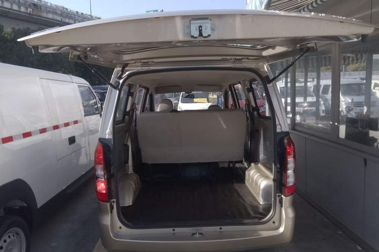 Used Wuling Hongguang V 2022 1.5L Jingqu Edition Electric-Assist LAR Trunk