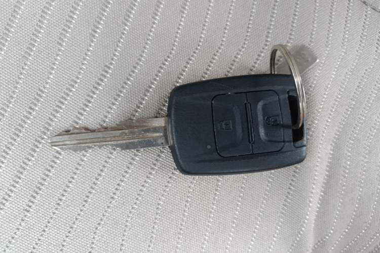 Used Wuling Hongguang V 2022 1.5L Enjoy Edition Electric-Powered LAR Vehicle Key