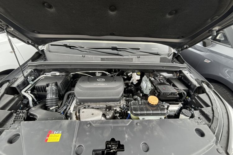 Used Wuling Jiachen 2022 1.5T CVT Deluxe Flagship Edition Engine Bay