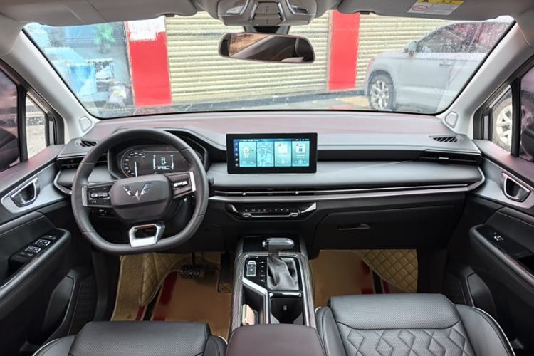 Used Wuling Jiachen 2022 1.5T CVT Deluxe Flagship Edition Interior 1