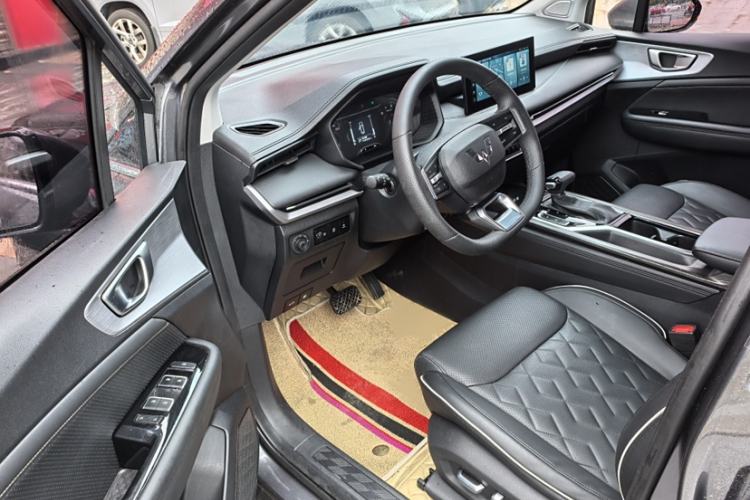 Used Wuling Jiachen 2022 1.5T CVT Deluxe Flagship Edition Interior 2