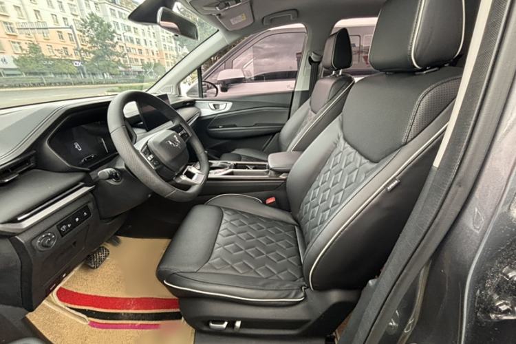 Used Wuling Jiachen 2022 1.5T CVT Deluxe Flagship Edition Left Front Seat