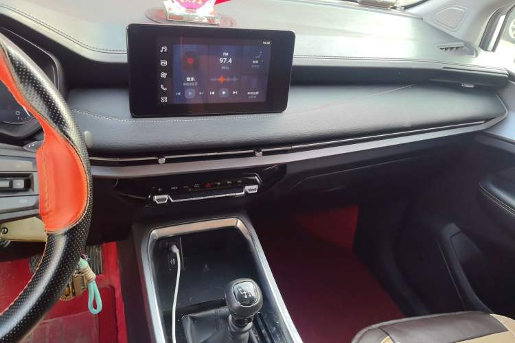 Used Wuling Jiachen 2022 1.5T Manual Comfort & Dynamic Version Audio And AC Panel