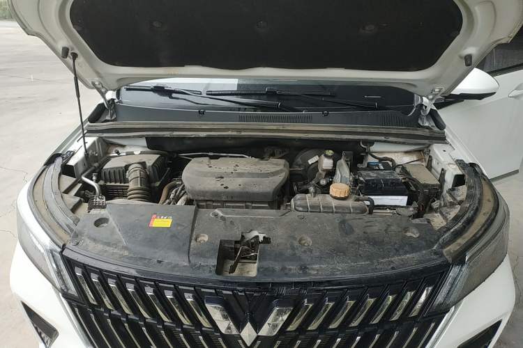 Used Wuling Jiachen 2022 1.5T CVT Deluxe Flagship Edition Engine Bay