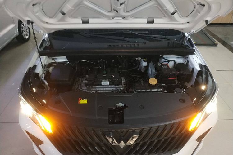 Used Wuling Jiachen 2022 1.5L Manual Enjoyment Elite Model Engine Bay