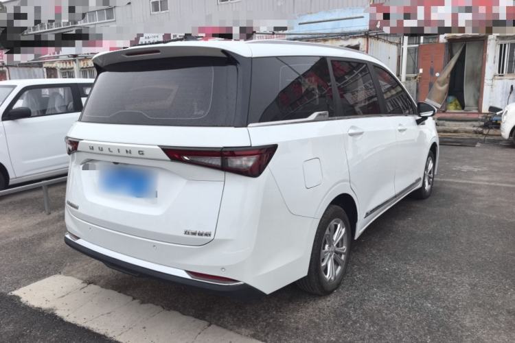 Used Wuling Jiachen 2022 1.5L Manual Comfort Edition Exterior 3