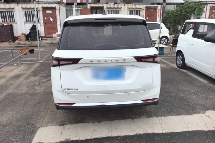 Used Wuling Jiachen 2022 1.5L Manual Comfort Edition Exterior 4