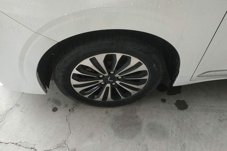 Used Wuling Jiachen 2022 1.5T CVT Deluxe Flagship Edition Exterior 7