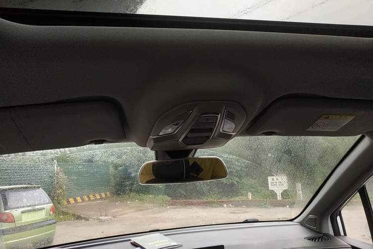 Used Wuling Jiachen 2022 1.5T CVT Deluxe Flagship Edition Headliner