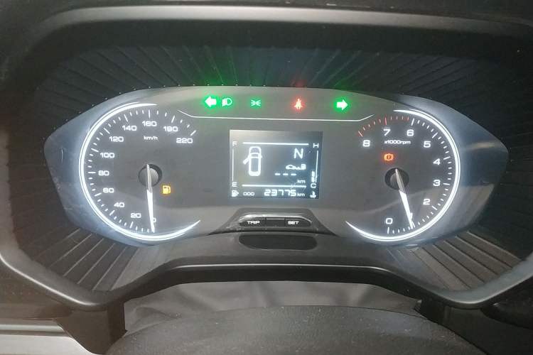 Used Wuling Jiachen 2022 1.5L Manual Enjoyment Elite Model Instrument Cluster