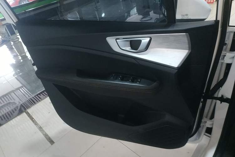 Used Wuling Jiachen 2022 1.5L Manual Enjoyment Elite Model Left Front Door Interior