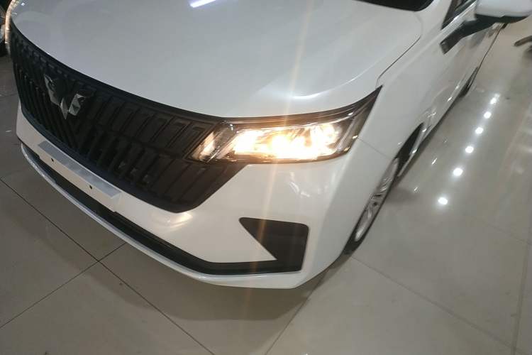 Used Wuling Jiachen 2022 1.5L Manual Enjoyment Elite Model Left Front Headlight