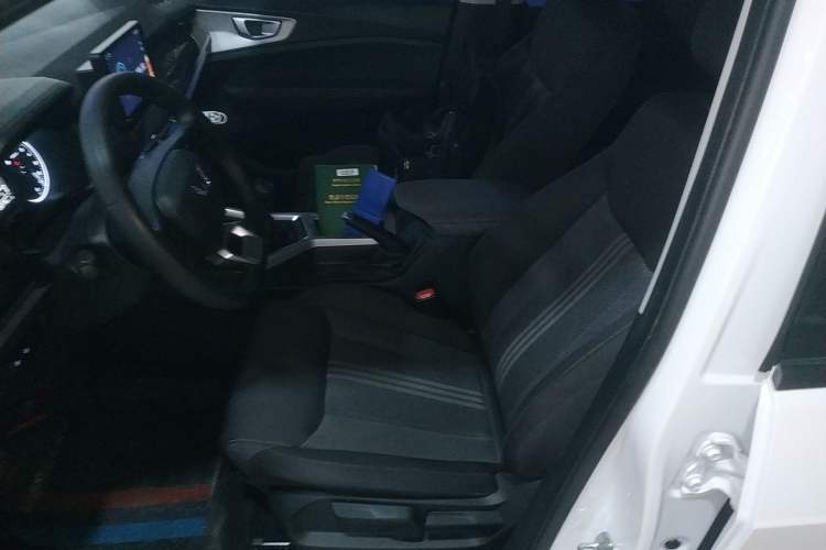 Used Wuling Jiachen 2022 1.5L Manual Enjoyment Elite Model Left Front Seat