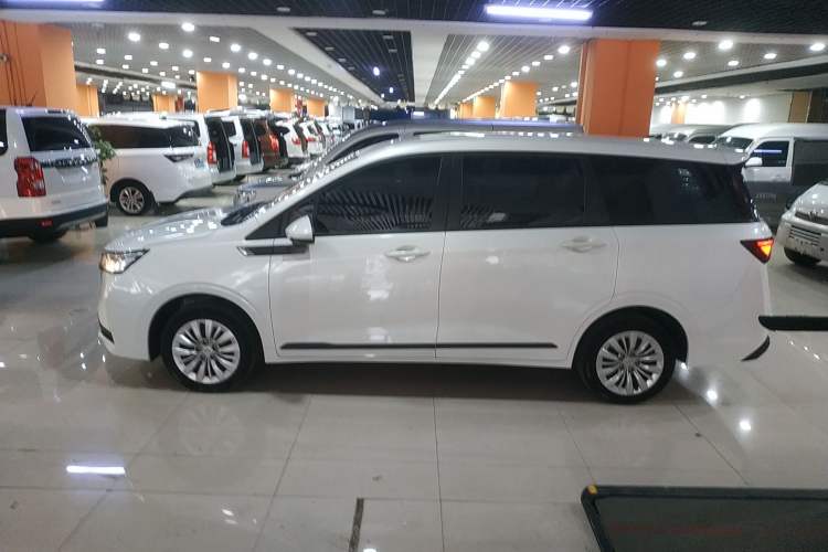 Used Wuling Jiachen 2022 1.5L Manual Enjoyment Elite Model Left Side