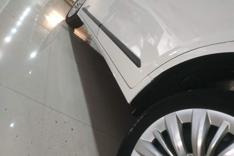 Used Wuling Jiachen 2022 1.5L Manual Enjoyment Elite Model Left Side Sill
