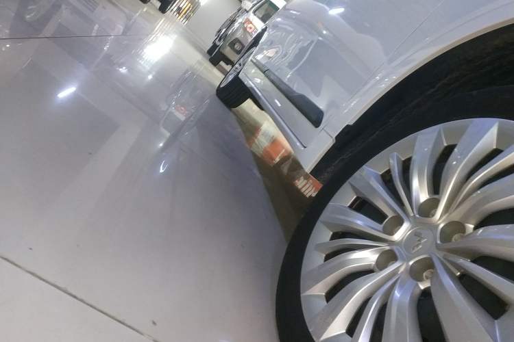 Used Wuling Jiachen 2022 1.5L Manual Enjoyment Elite Model Right Side Sill