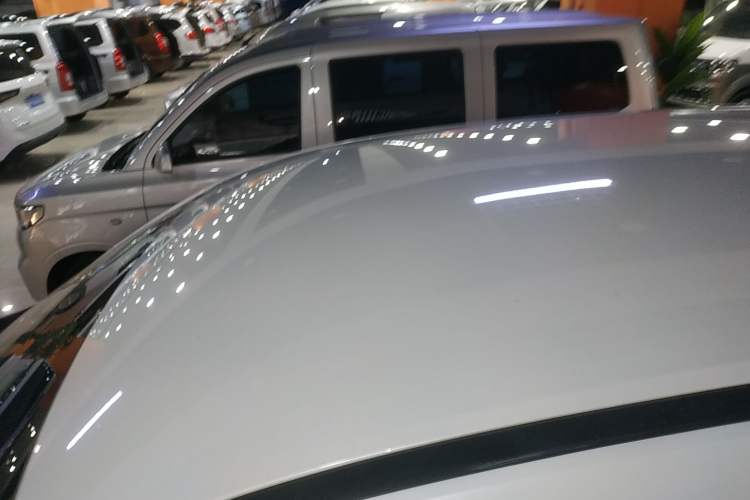 Used Wuling Jiachen 2022 1.5L Manual Enjoyment Elite Model Roof