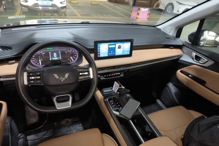 Used Wuling Jiachen 2022 1.5T CVT Deluxe Flagship Edition Audio And AC Panel