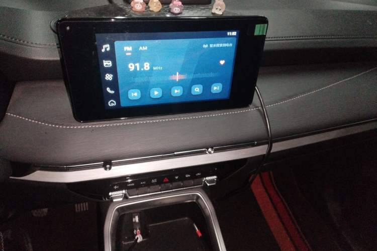 Used Wuling Jiachen 2022 1.5T Manual Light Enjoyment Dynamic Version Audio And AC Panel
