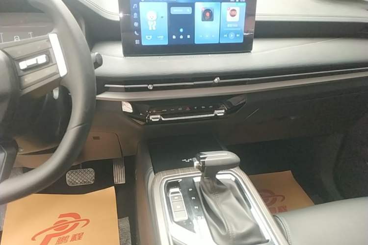 Used Wuling Jiachen 2022 1.5T CVT Smart Luxury Version Audio And AC Panel