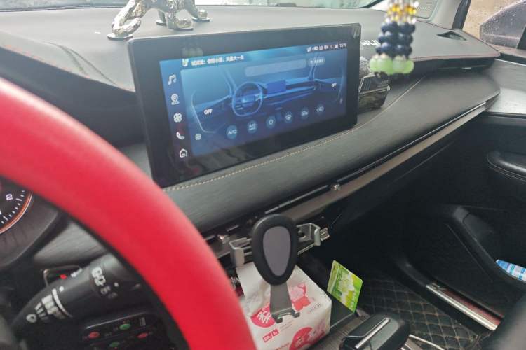 Used Wuling Jiachen 2022 1.5T CVT Smart Luxury Version Audio And AC Panel