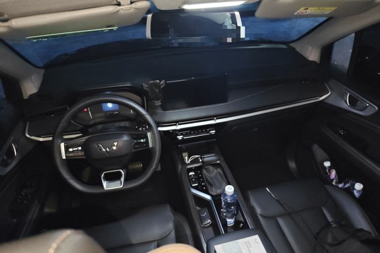 Used Wuling Jiachen 2022 1.5T CVT Smart Luxury Version Center Console