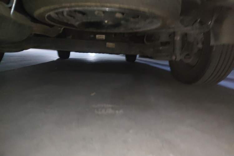 Used Wuling Jiachen 2022 1.5T CVT Deluxe Flagship Edition Chassis Rear