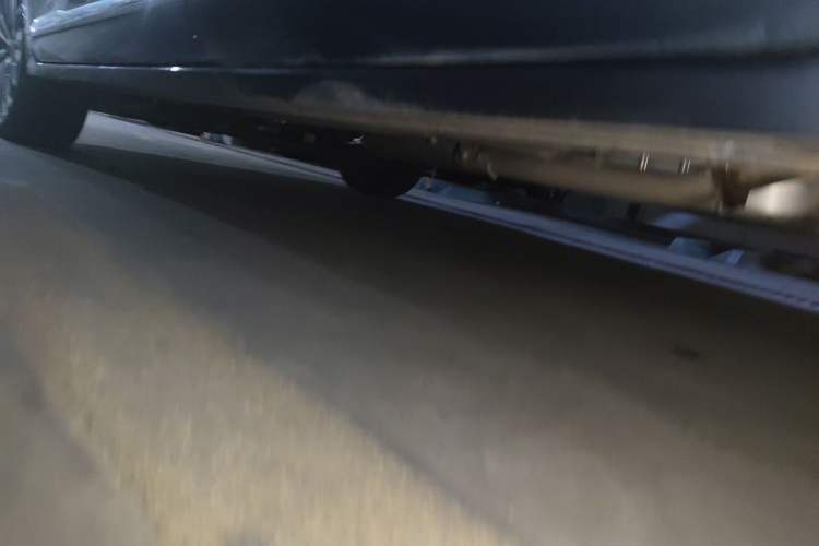 Used Wuling Jiachen 2022 1.5T CVT Deluxe Flagship Edition Chassis Rear Left