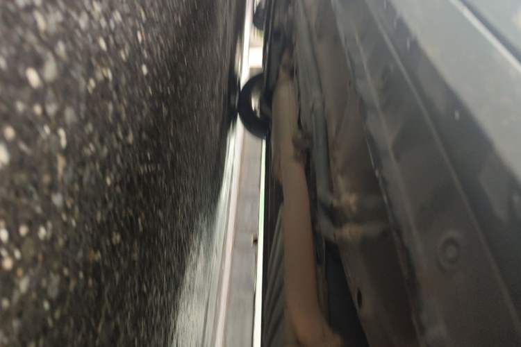 Used Wuling Jiachen 2022 1.5T CVT Smart Luxury Version Chassis Rear Left