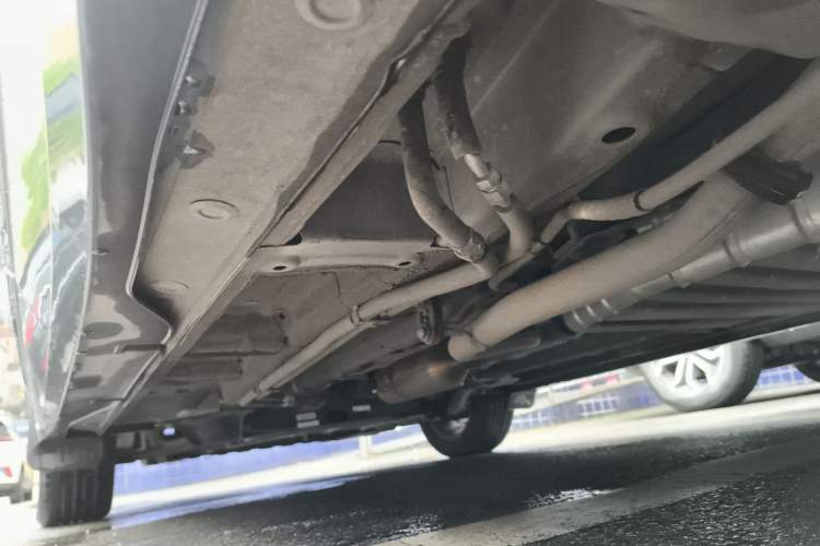 Used Wuling Jiachen 2022 1.5L Manual Comfort Edition Chassis Rear Left