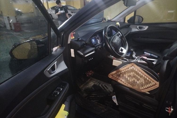 Used Wuling Jiachen 2022 1.5L Manual Comfort Edition Driver Seat